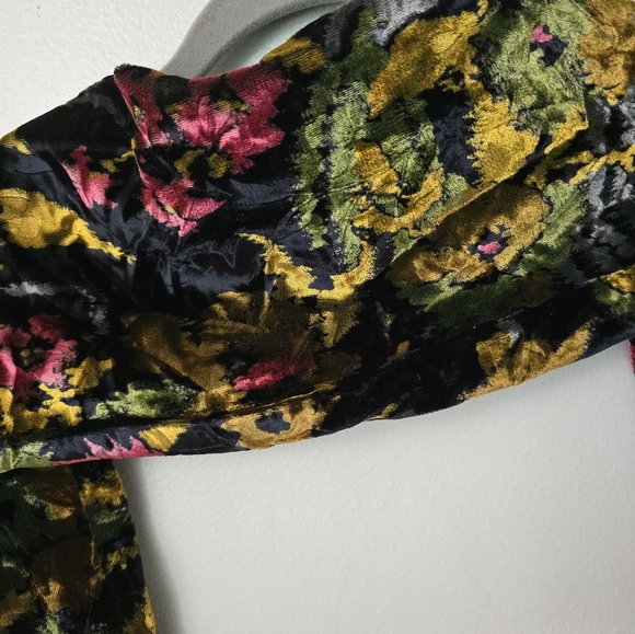 Boho Dark Velvet Floral Scarf Black Fringe 42" - Picture 3 of 4